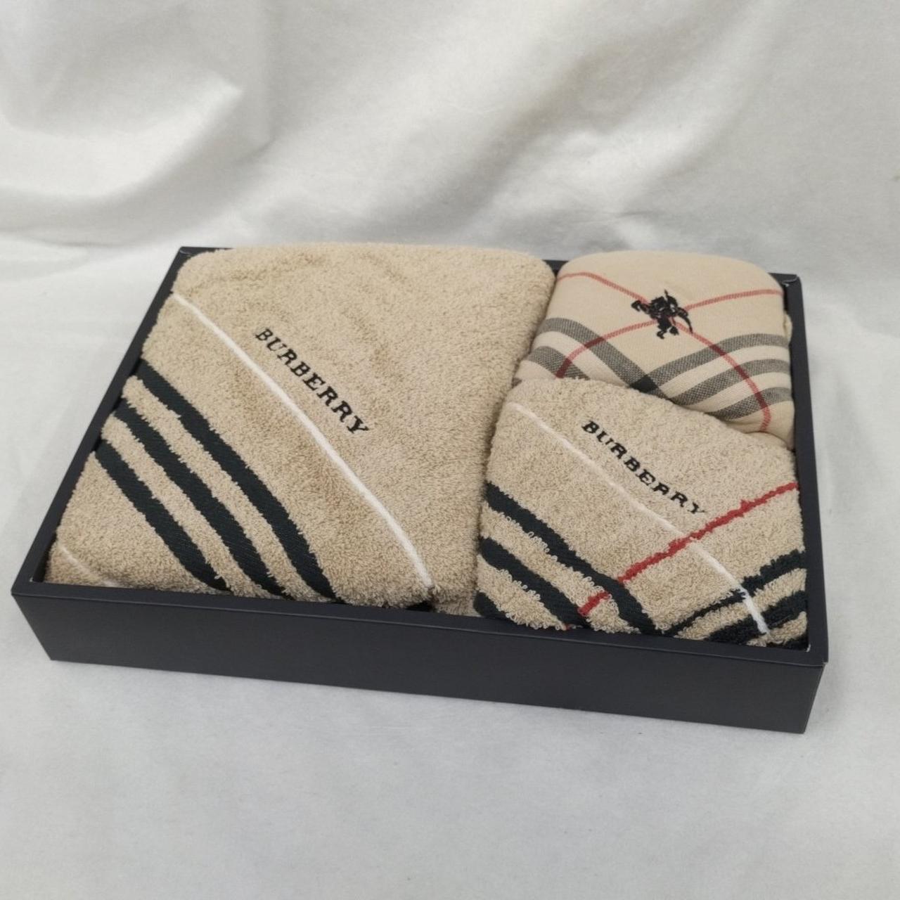 ブルー キッチン・日用品・その他 BURBERRY☆タオルセット