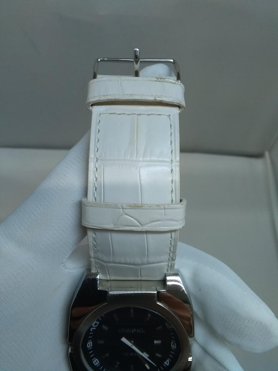 ベルト使用感あります。