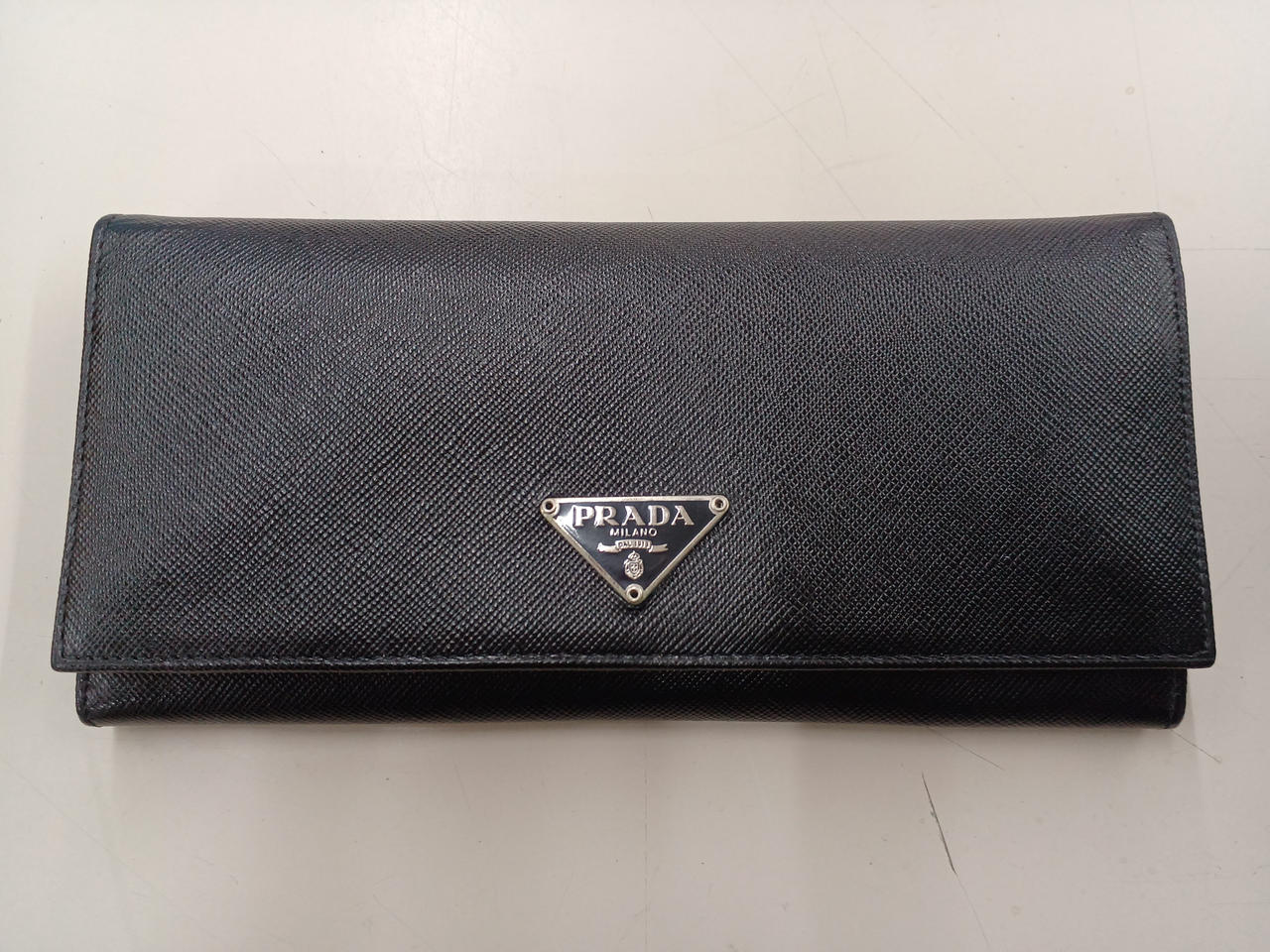 PRADA 型番：M201A 長財布