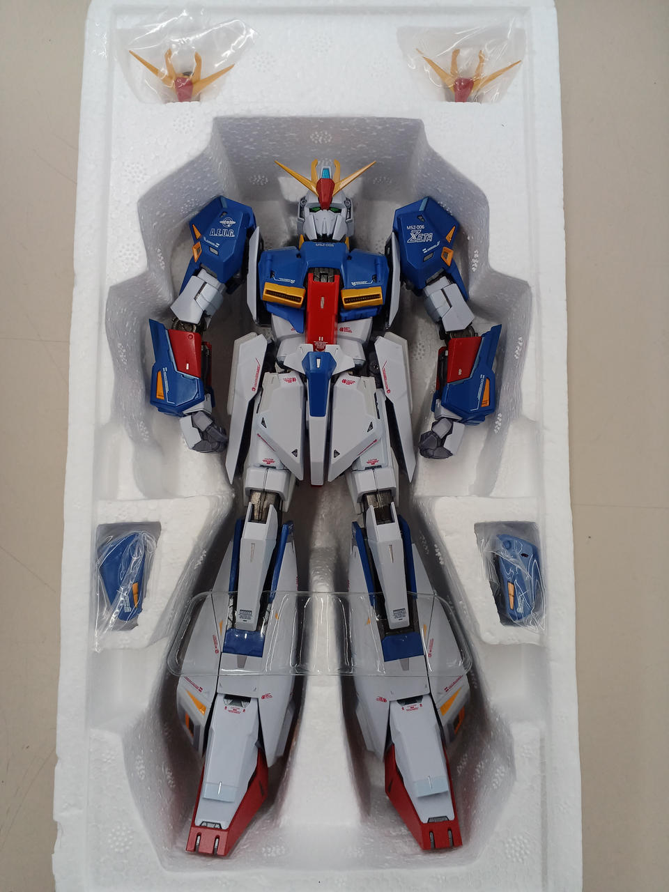 BANDAI|METAL BUILD ゼータガンダム|【ハードオフ公式通販】オフモール