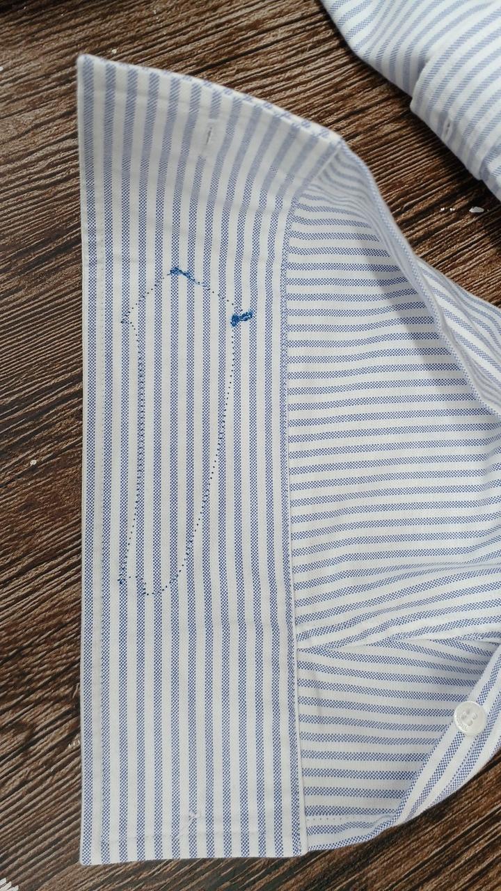 袖内側汚れあり