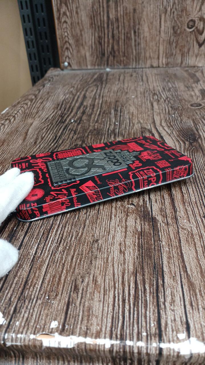 ふたにゆがみあり