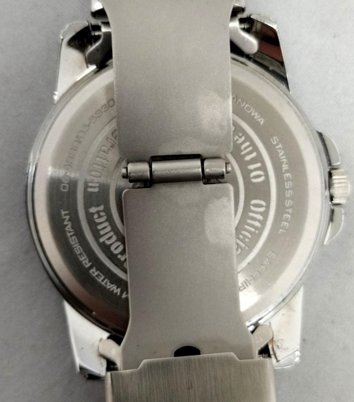 キズや擦れ等あります。