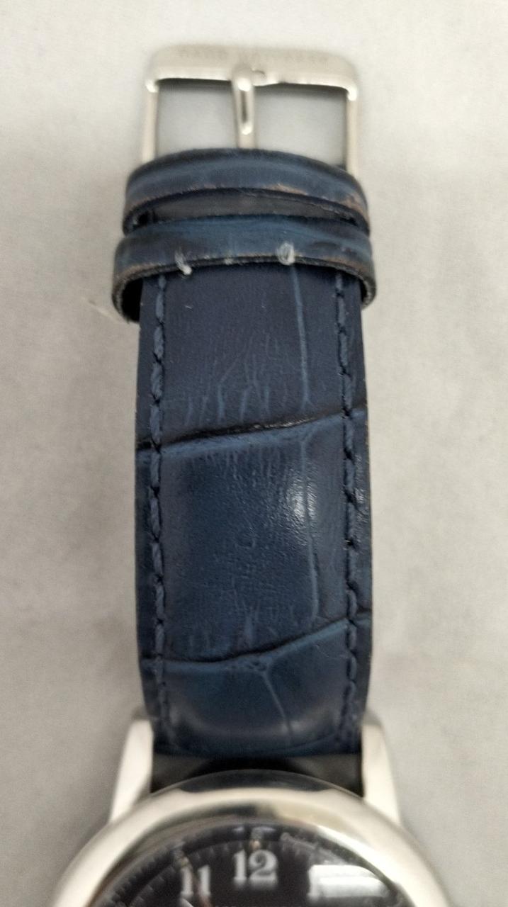 キズあります。