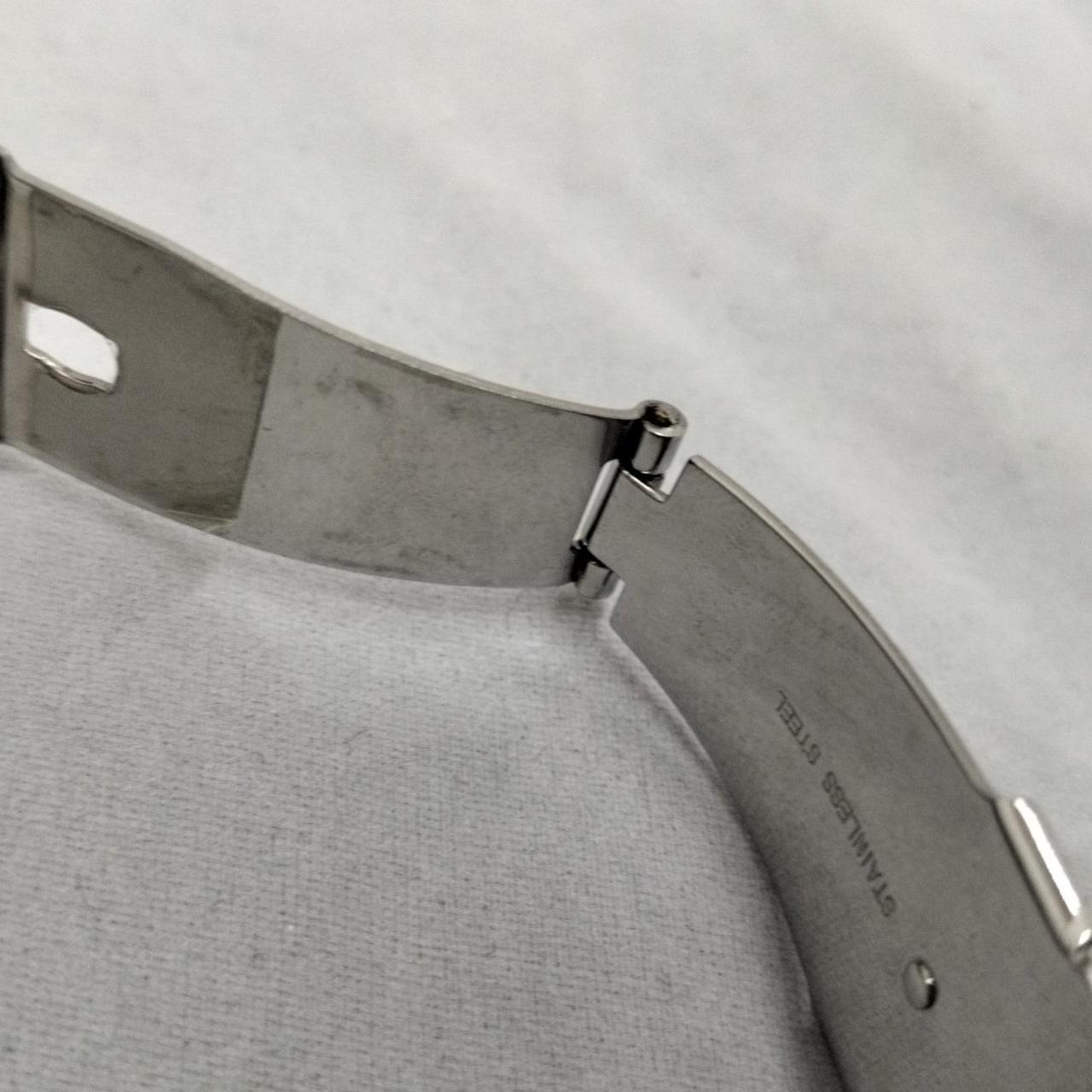 ベルト節部分キズや汚れ等あります。