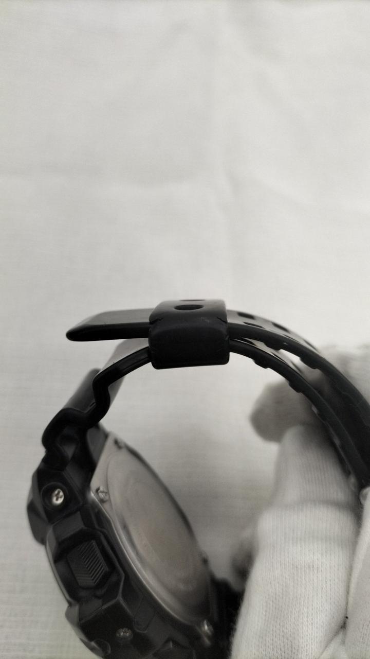 割れが見られます。