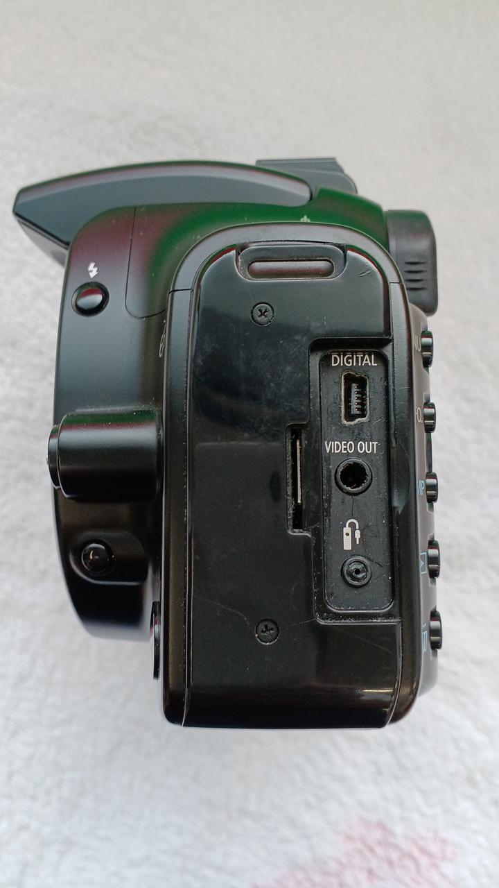 Canon 【録再可能】デジタルビデオカメラ 一式 Amazon | Canon デジタルビデオカメラ iVIS HF R21 ブラック