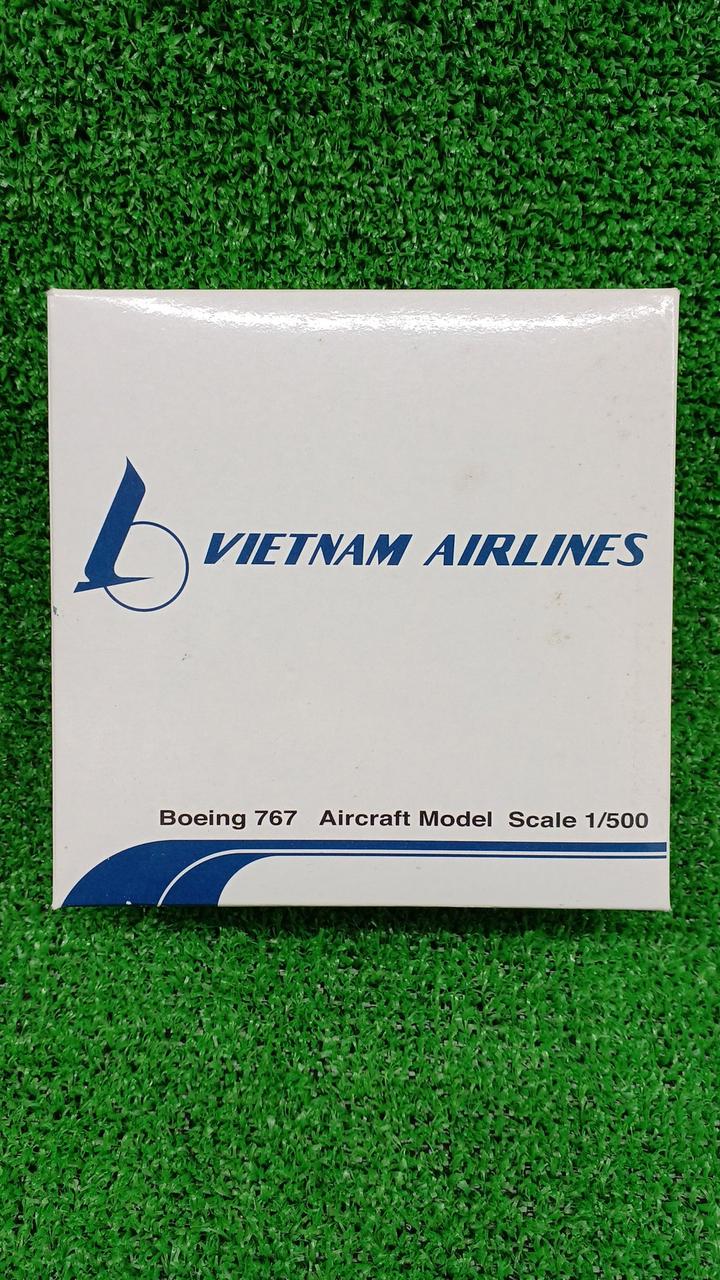 箱に汚れあります。