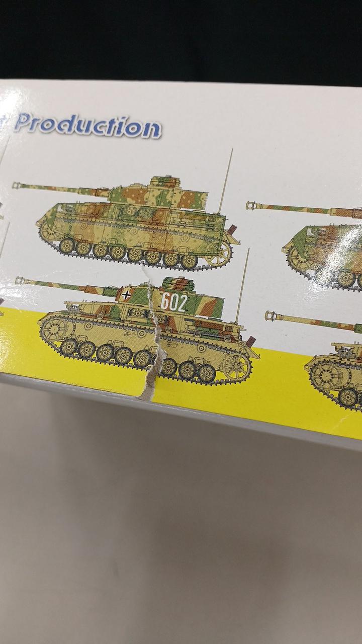 箱破れあります