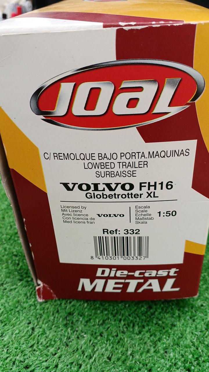 箱に角スレや折れあります。