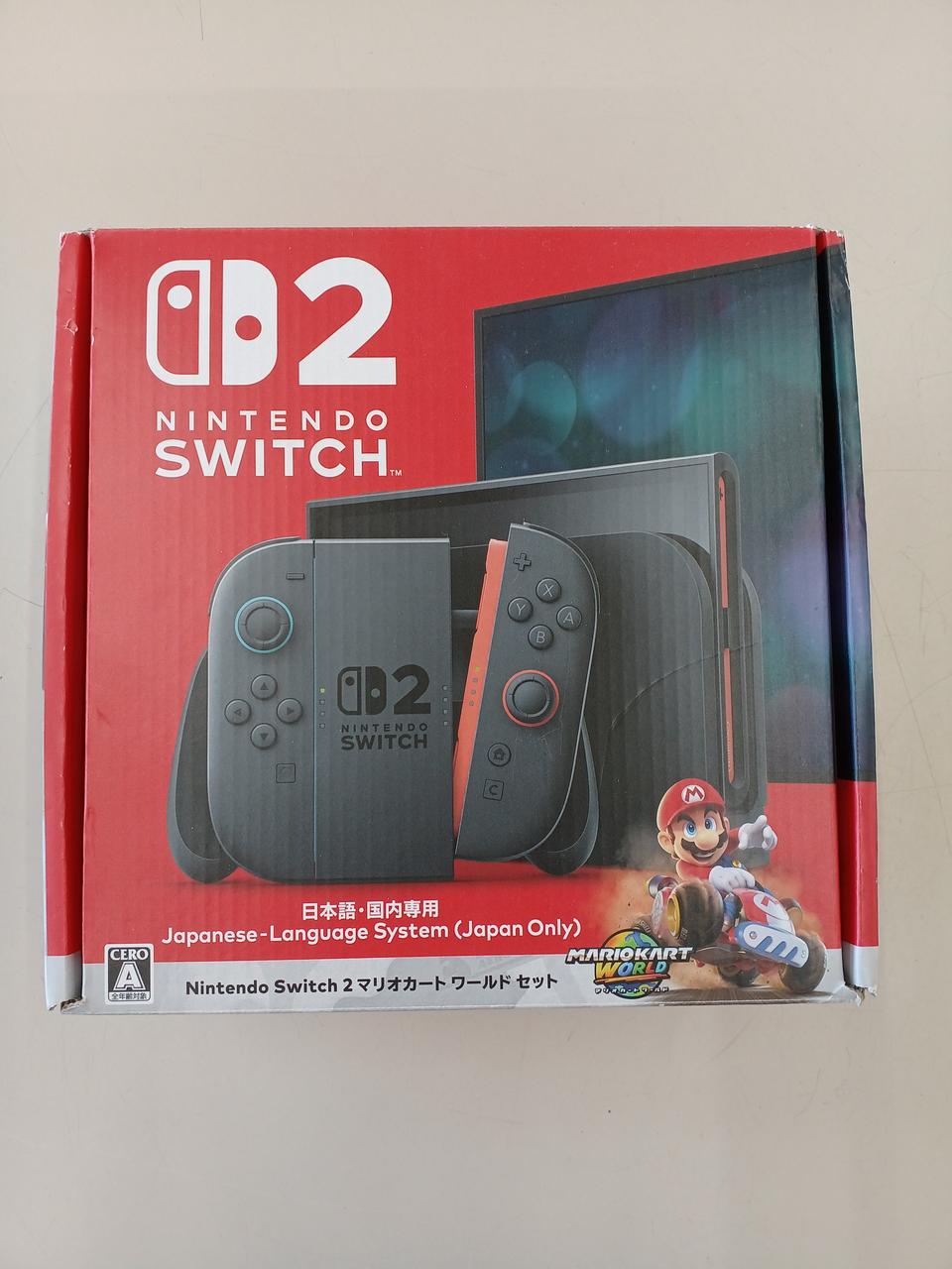 外箱凹み、ダメージあります