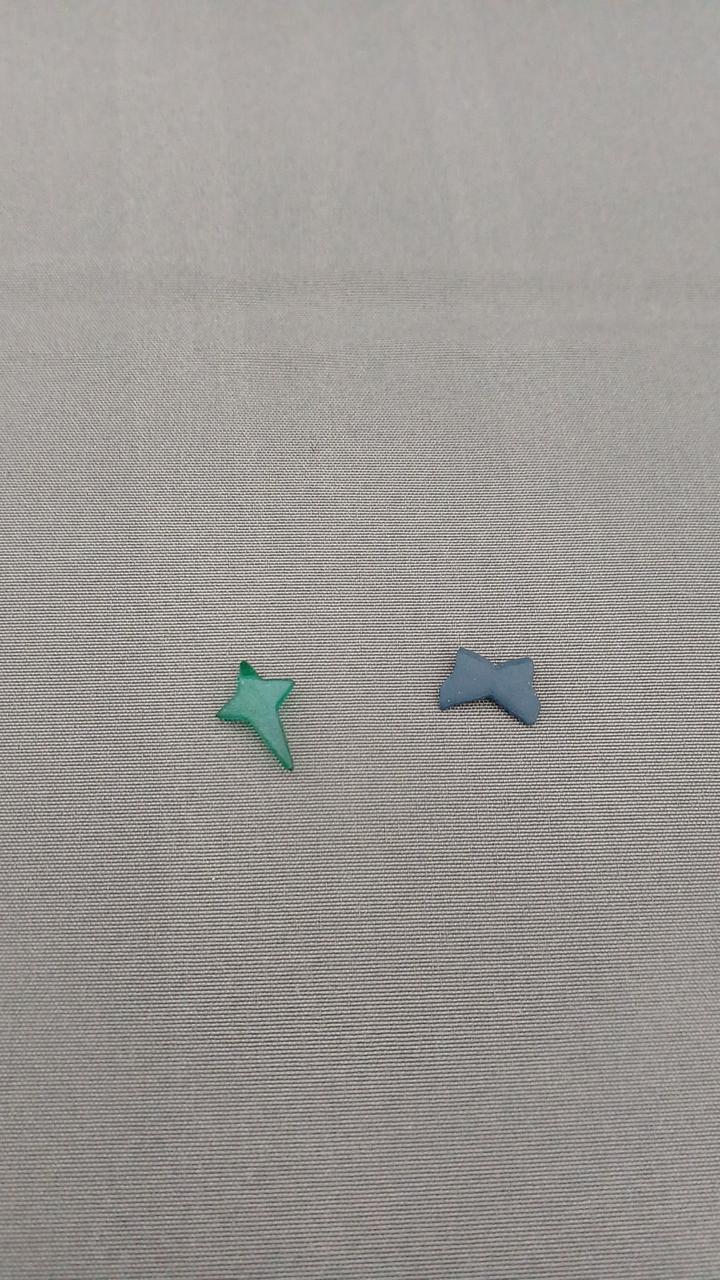紙飾り外れてます