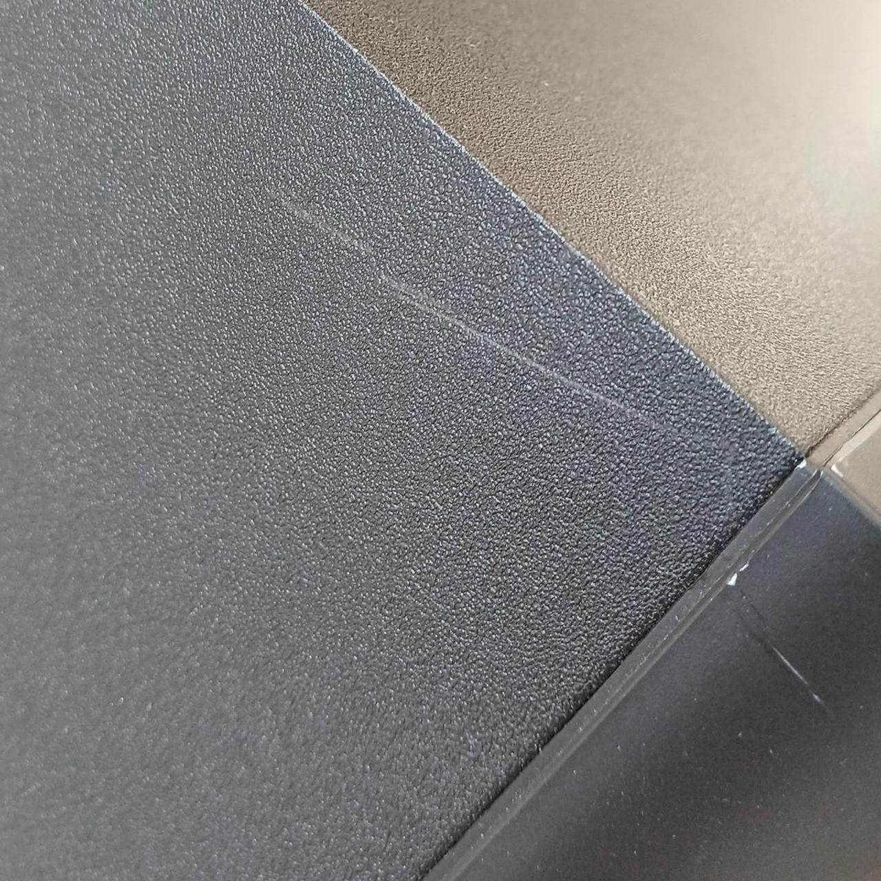 キズあります。