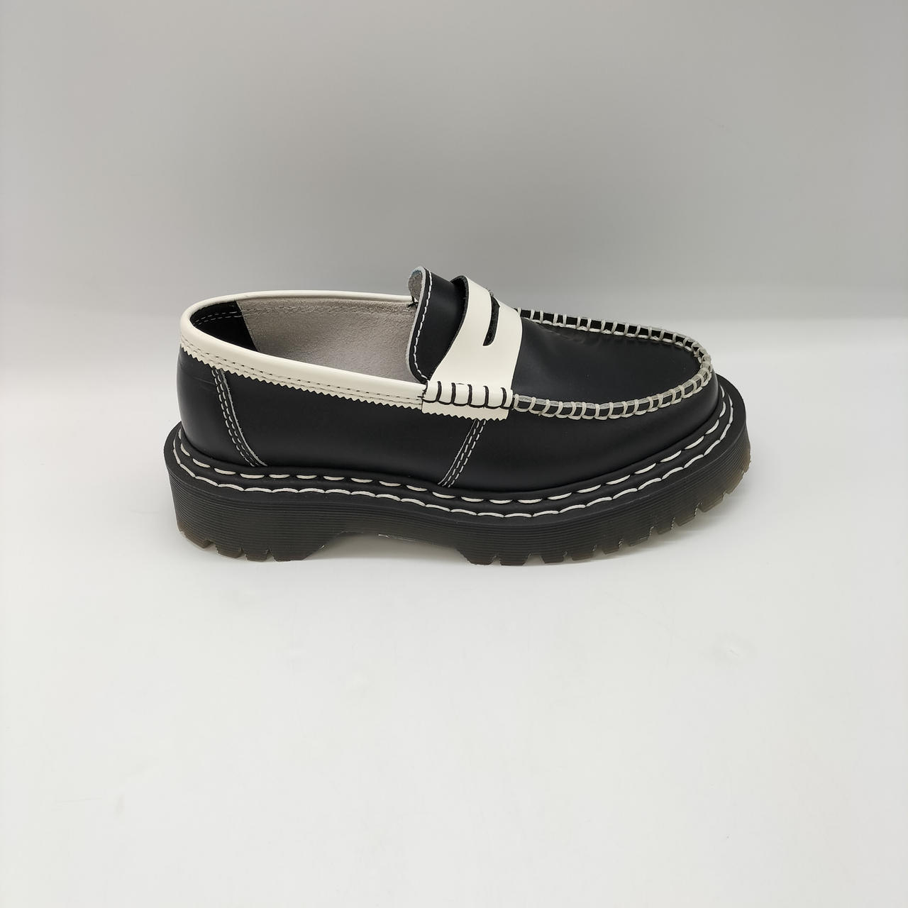 ®*で様 ドクターマーチン ローファー ブラック 厚底 AW006 GV05X Dr.Martens(ドクターマーチン) / ドレスシューズ/UK7/BLK/AW006