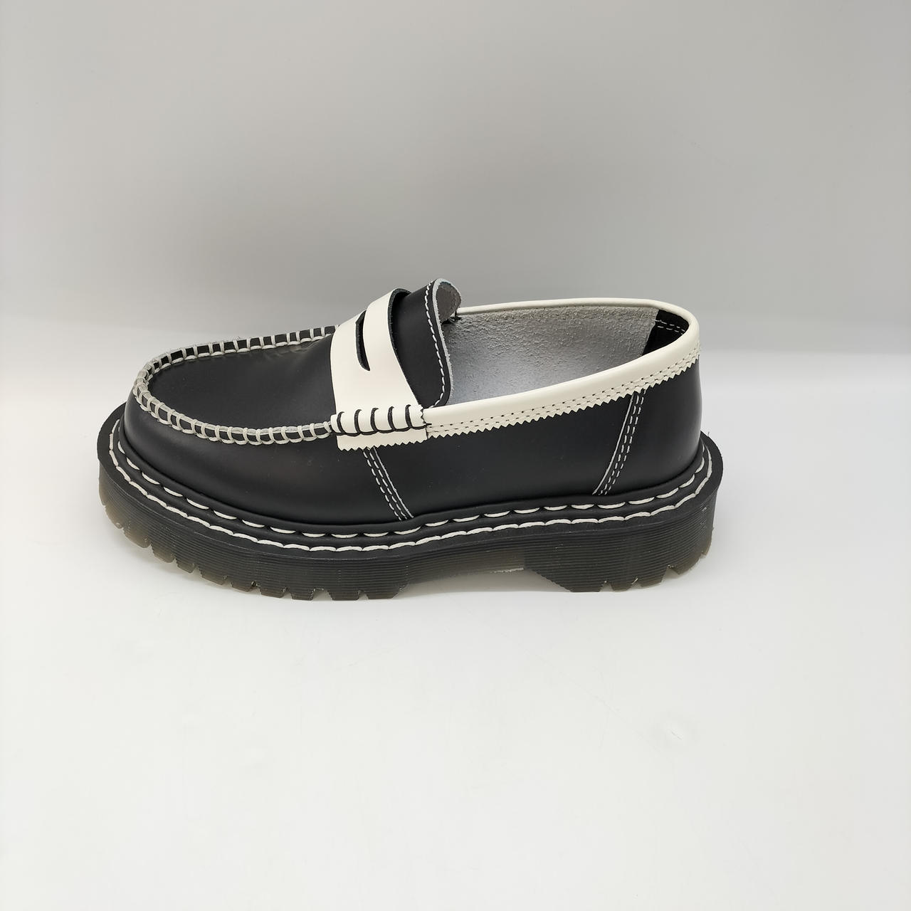 ®*で様 ドクターマーチン ローファー ブラック 厚底 AW006 GV05X Dr.Martens ドクターマーチン ローファー AW006 GV 05 X PENTON