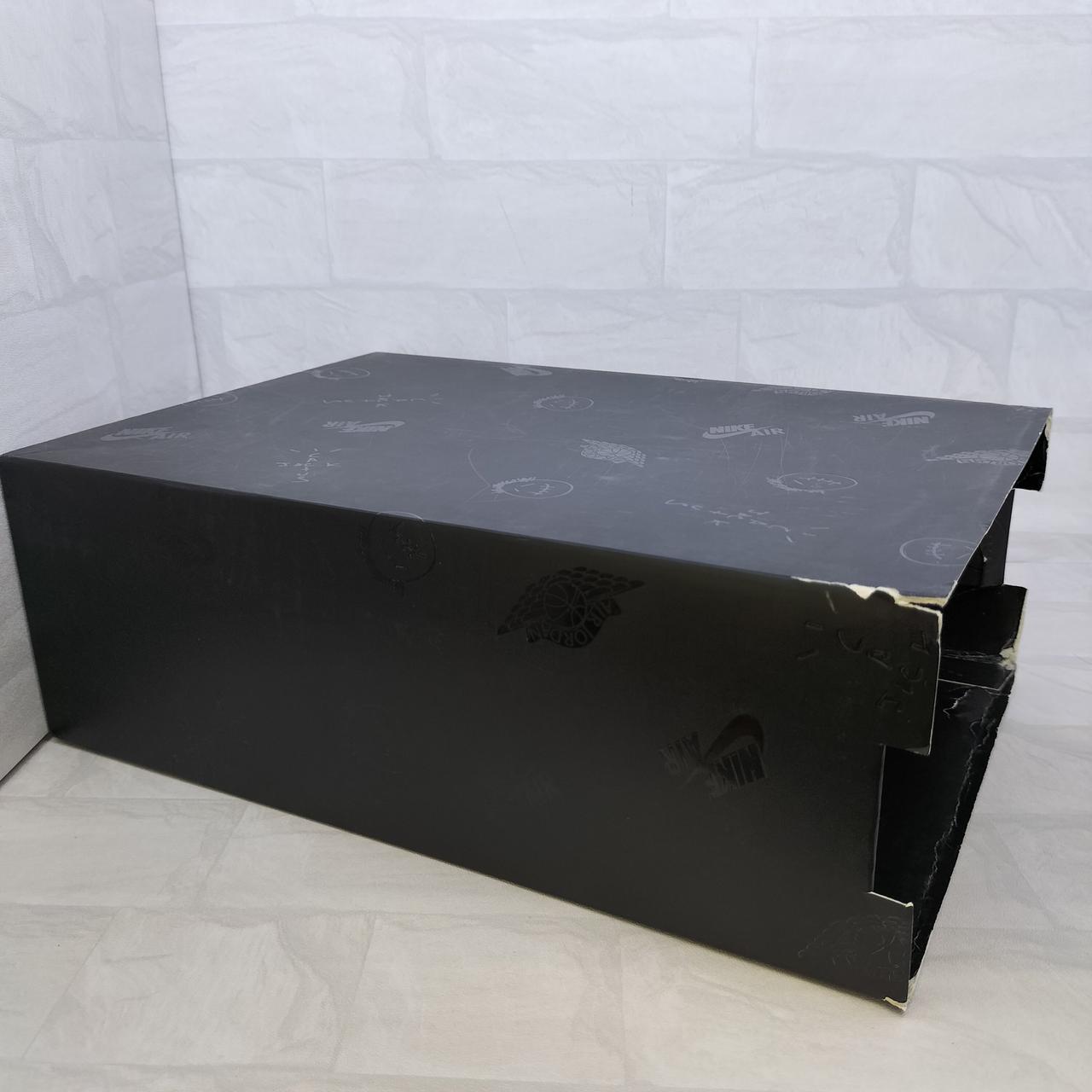 箱ダメージあり