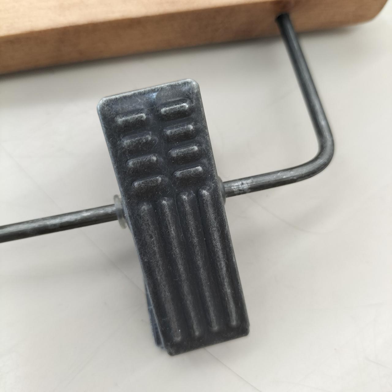 エイジング加工でヴィンテージ感があります