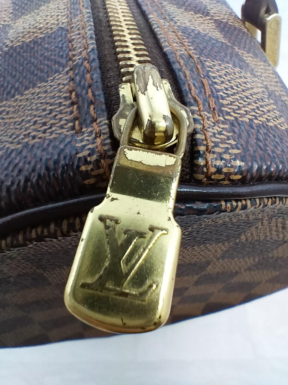 ファスナーキズあり