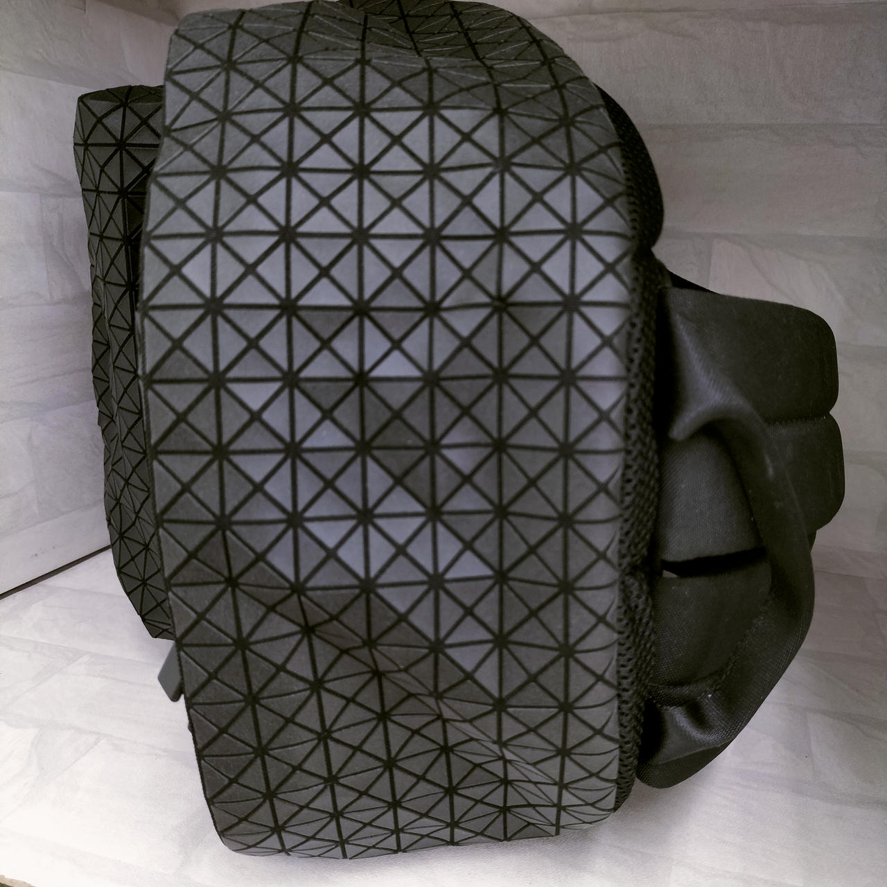 美品イッセイミャケ リュック・バックパック イッセイミヤケ(ISSEY MIYAKE)|バックパック・リュック|HARDOFF