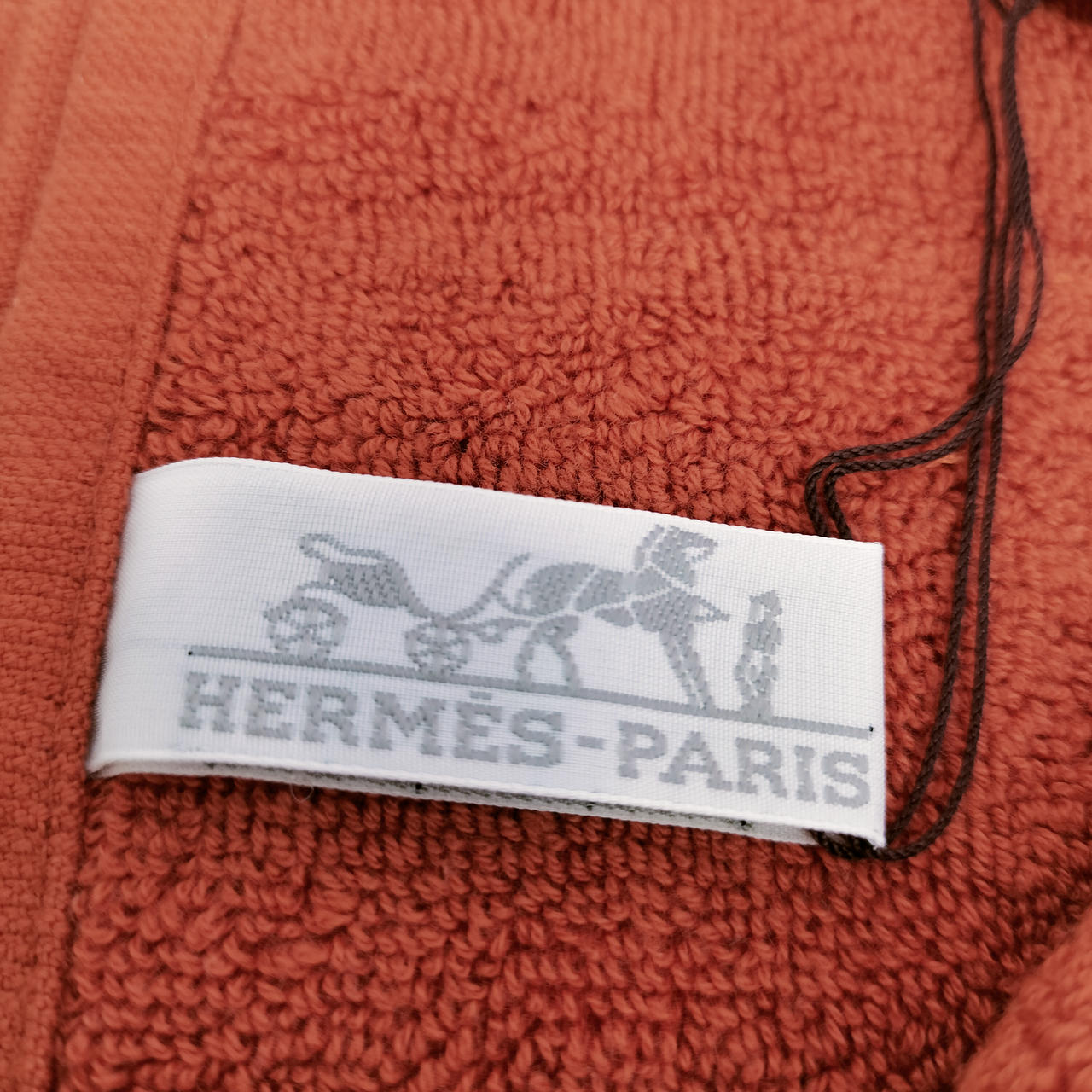 ‼️最終値下げ‼️【美品】【新品未使用】HERMES カレ・タオル（ステアーズ） 楽天市場】【お急ぎ対応】【正規店入荷】【名入れ代込】HERMES
