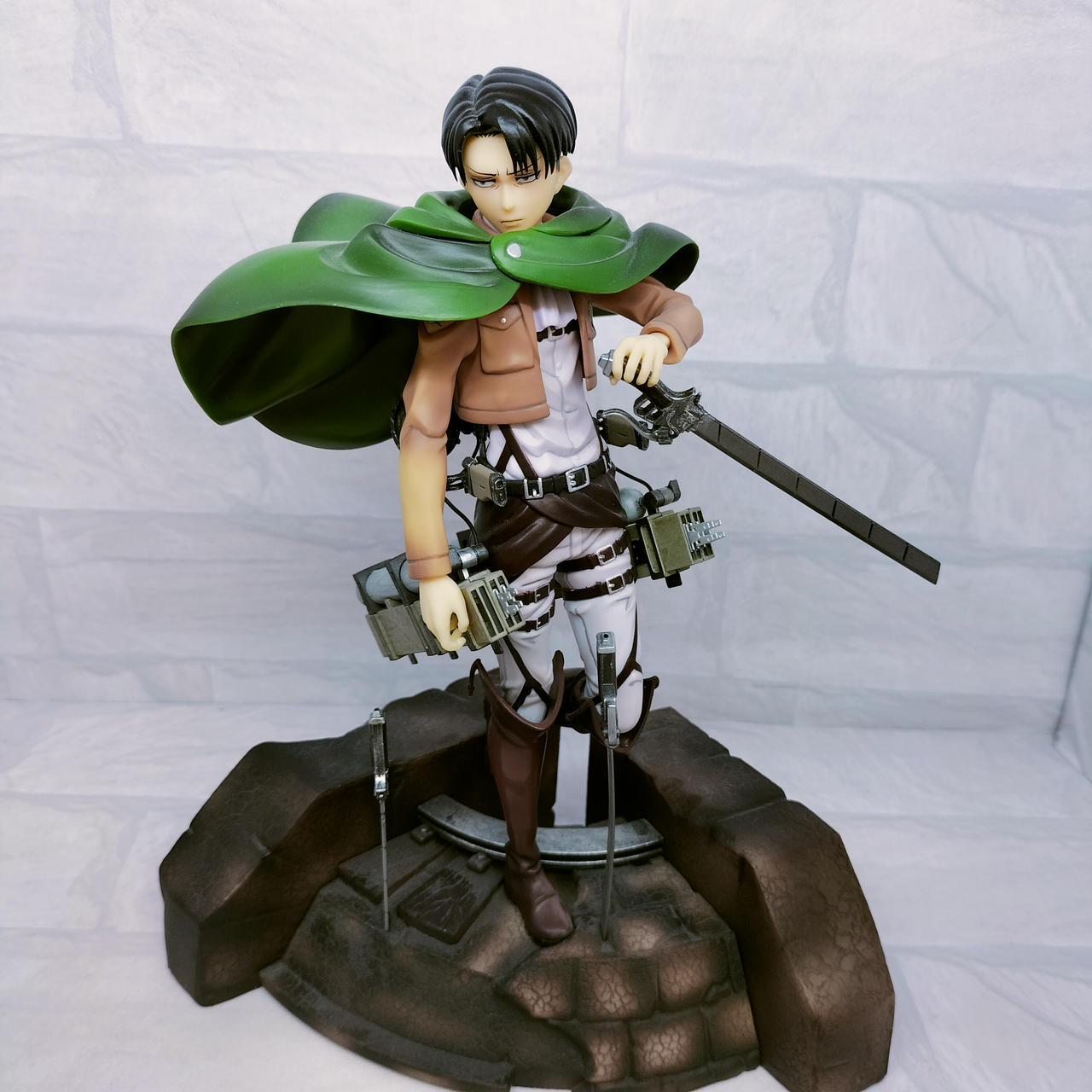 進撃の巨人 リヴァイ 1/7スケールフィギュア