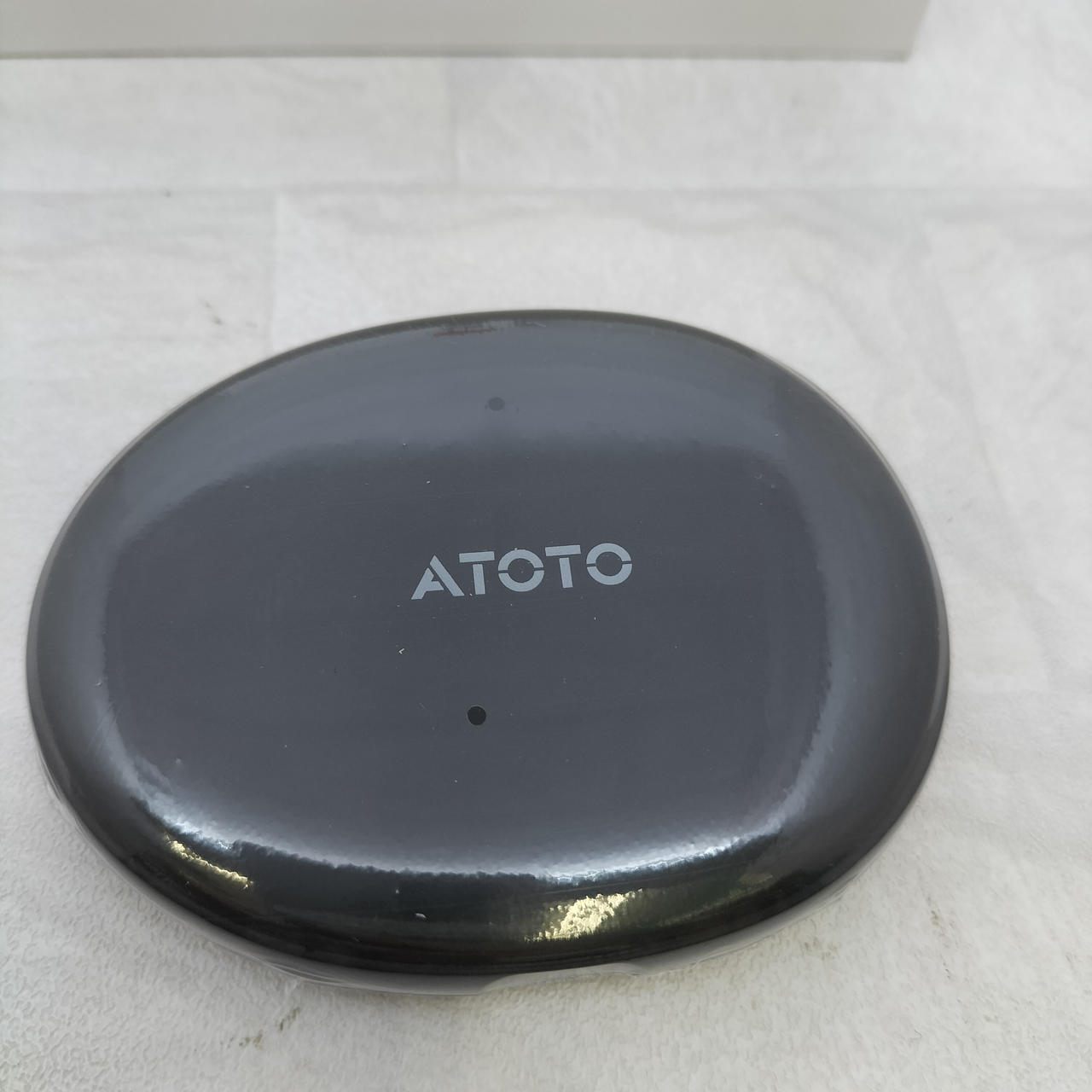 本体のフィルムが付いたままです