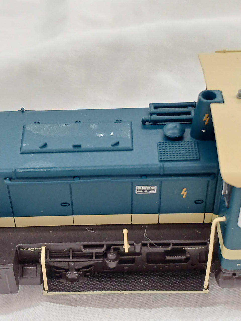 上部の棒に折れあり