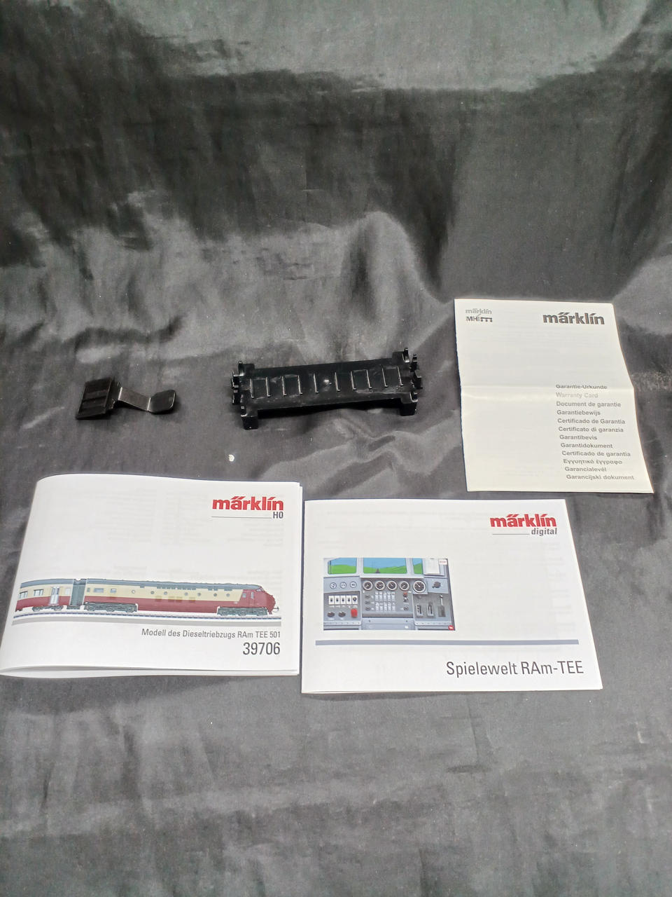 HOゲージ 鉄道模型「HOゲージ」専用ケースを開発中 - フジコーワ工業