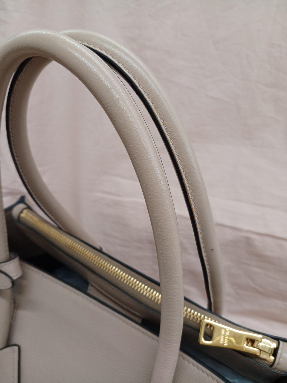 汚れ、劣化あり