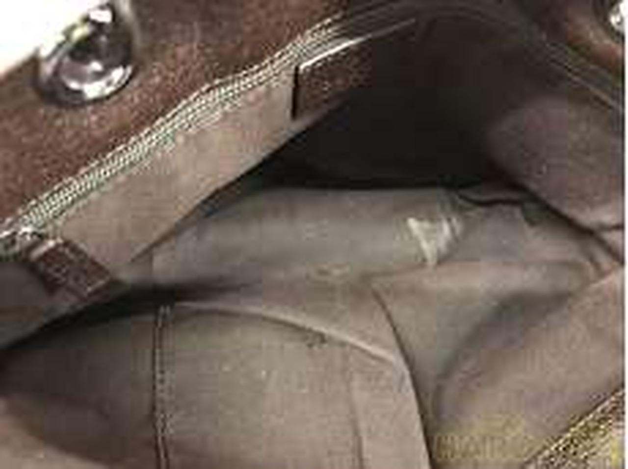 バッグ内側、汚れあり