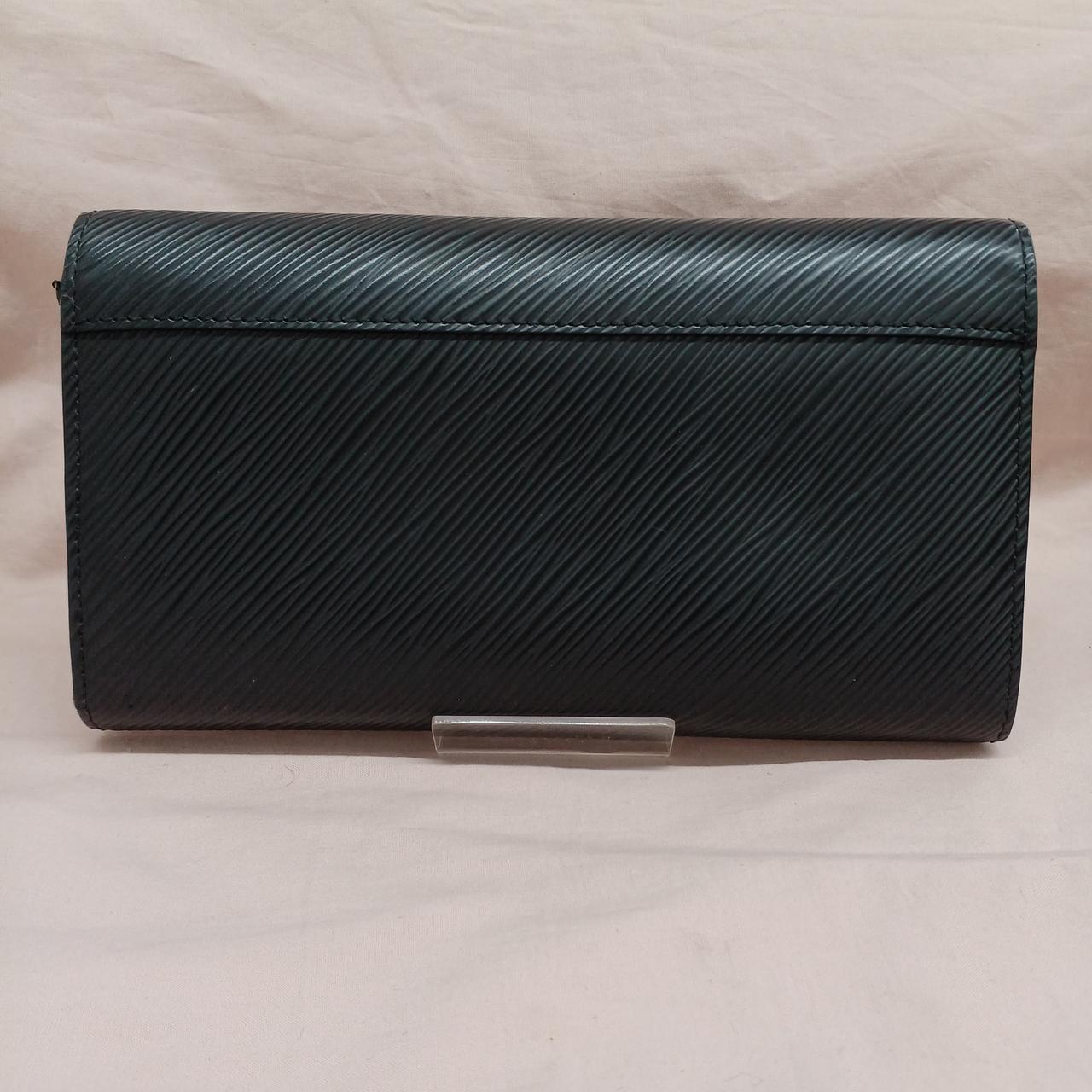 【姫路東店】 中古 LOUIS VUITTON | ルイ・ヴィトン 二つ折り財布 ポルトフォイユ ツイスト M68309 エピ 【125】 ルイヴィトンポルトフォイユツイスト 14127 ノワール（黒） ユニ