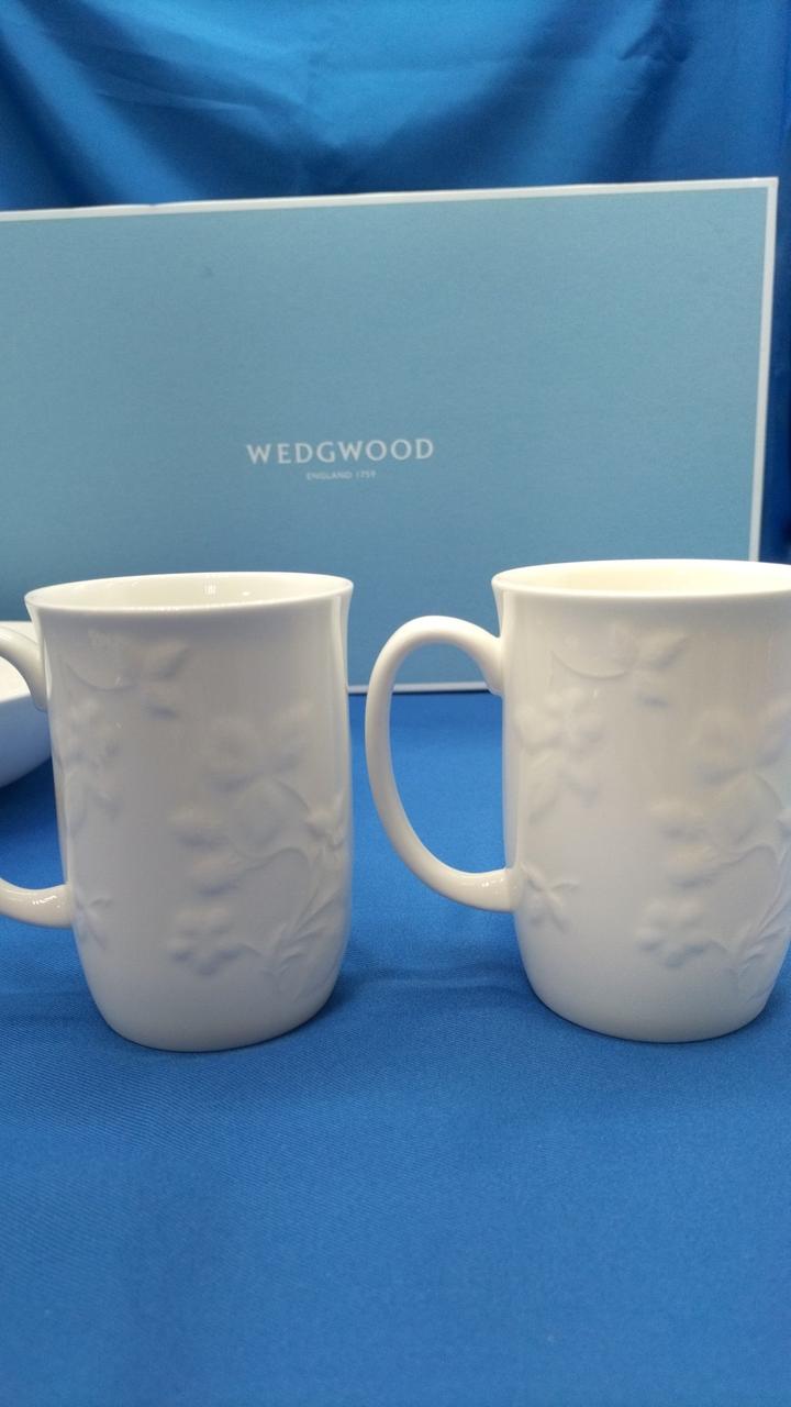 レア！　1961年　ヨギベア　ハックルベリー　3Dフェイス　マグカップ　セット WEDGWOOD|ワイルドストロベリーホワイトマグカップセット