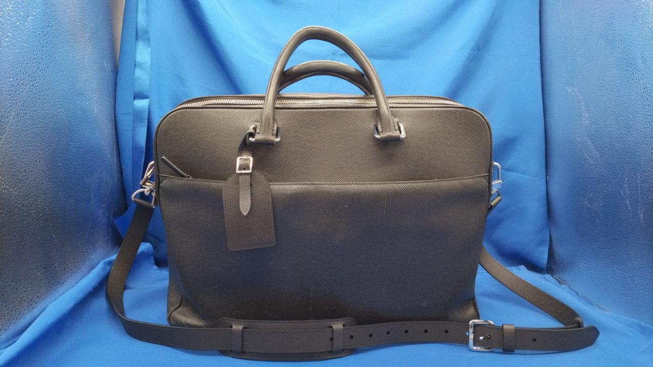 美品✨ルイヴィトン タイガ オーバーナイト M32721 ビジネスバッグ2way オーバーナイト ルイヴィトン LOUIS VUITTON タイガ ブリーフケース