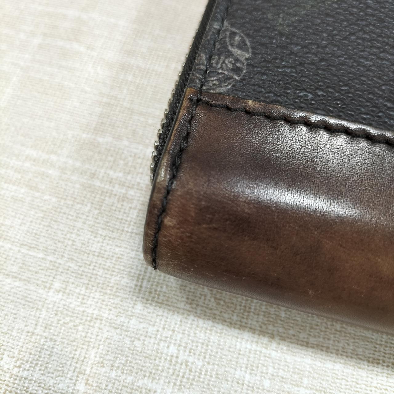 擦れがあります