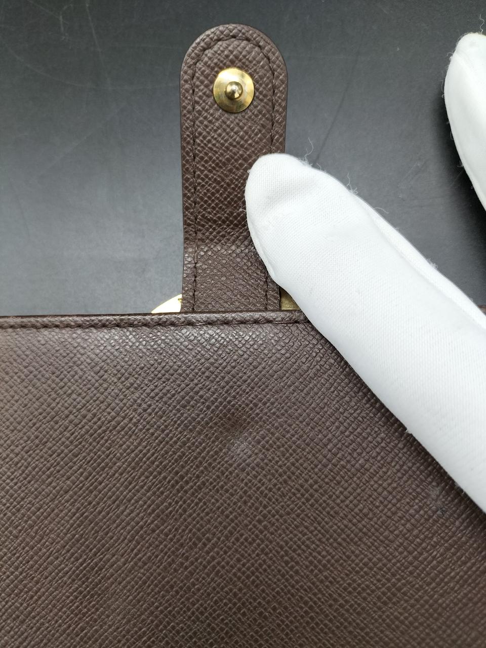 押し込み痕あります