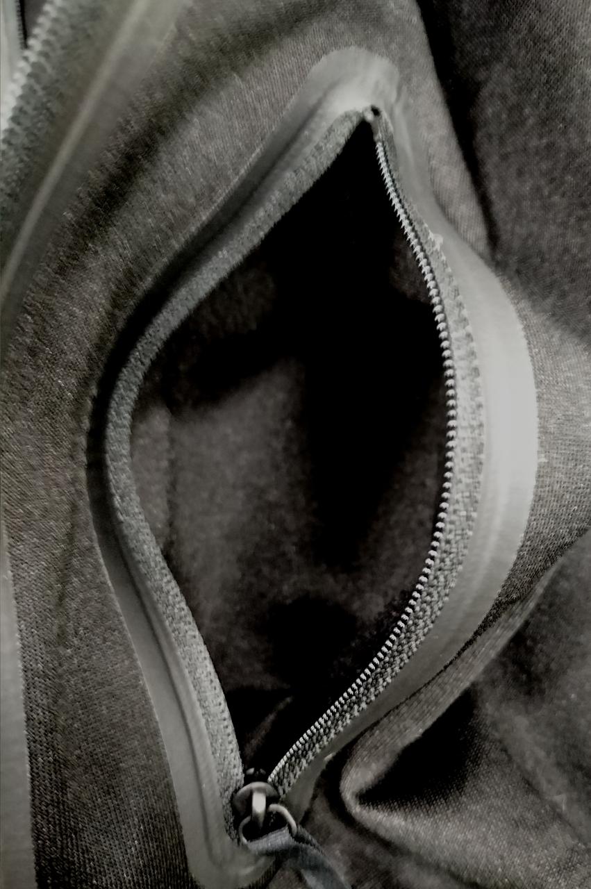 ポケット内もキレイです。