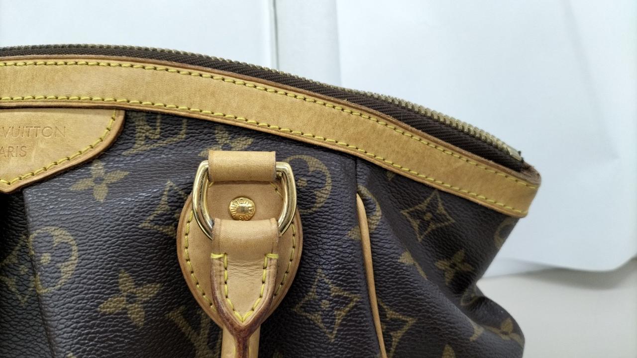 ヌメ革変色有り