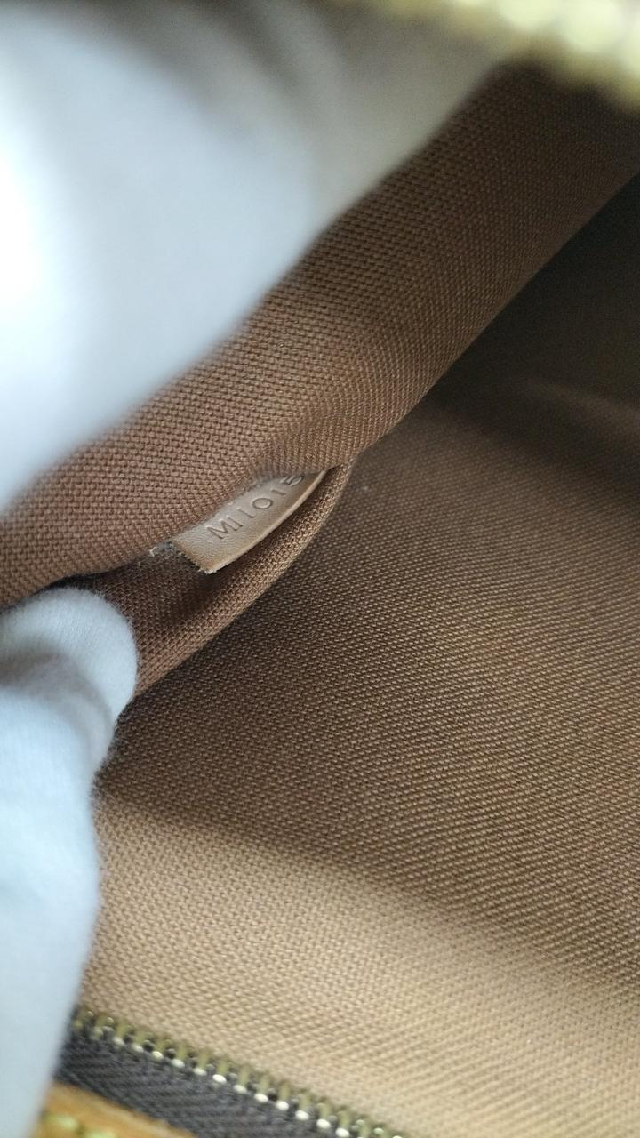 シリアルナンバー