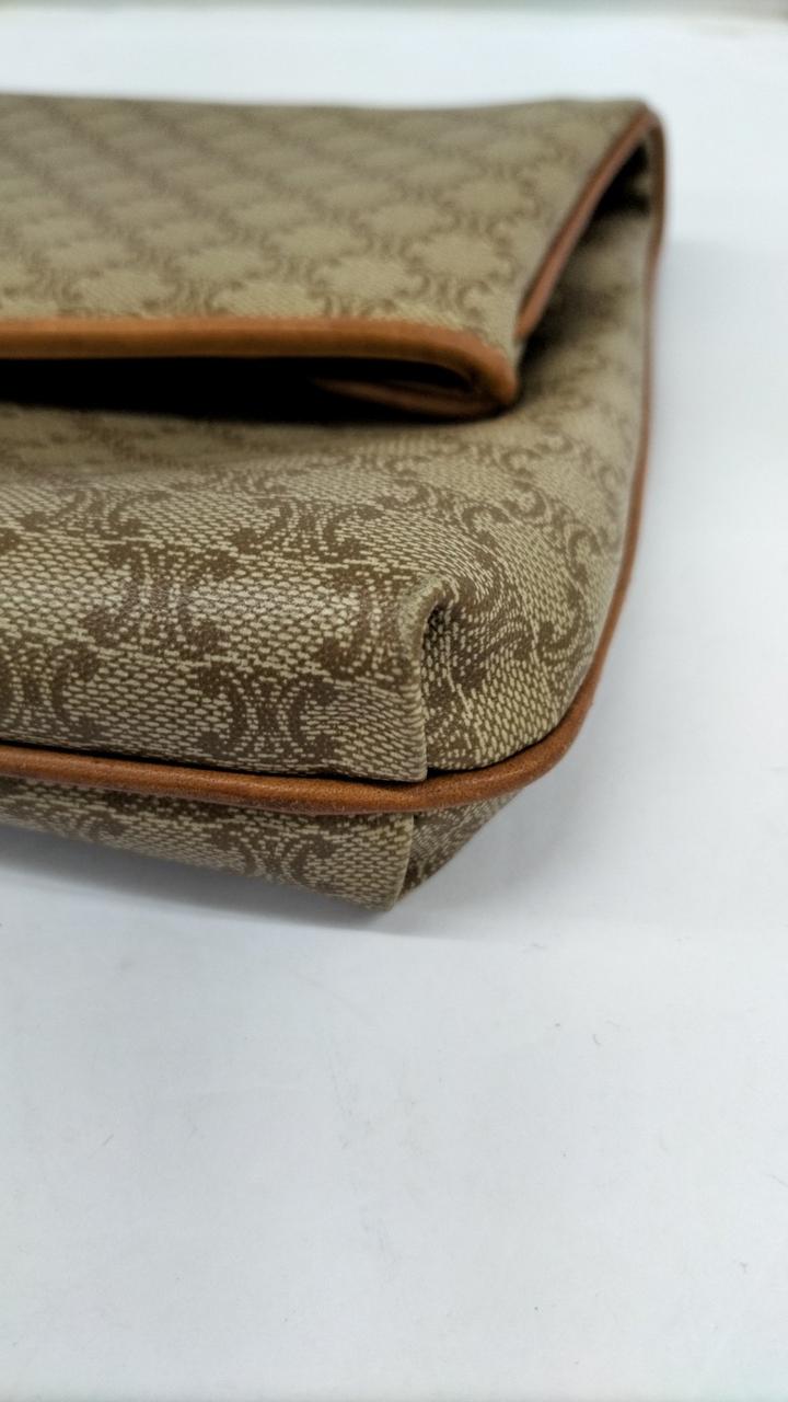 角　キズ　変色有り