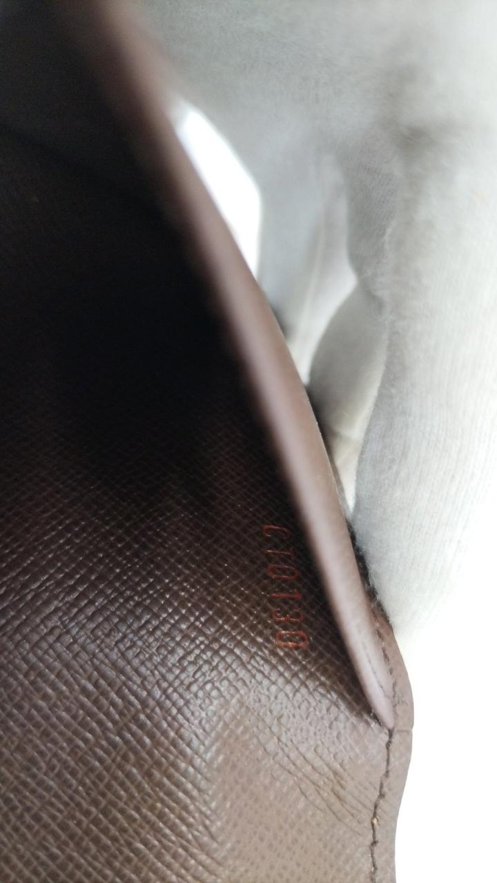 シリアルナンバー