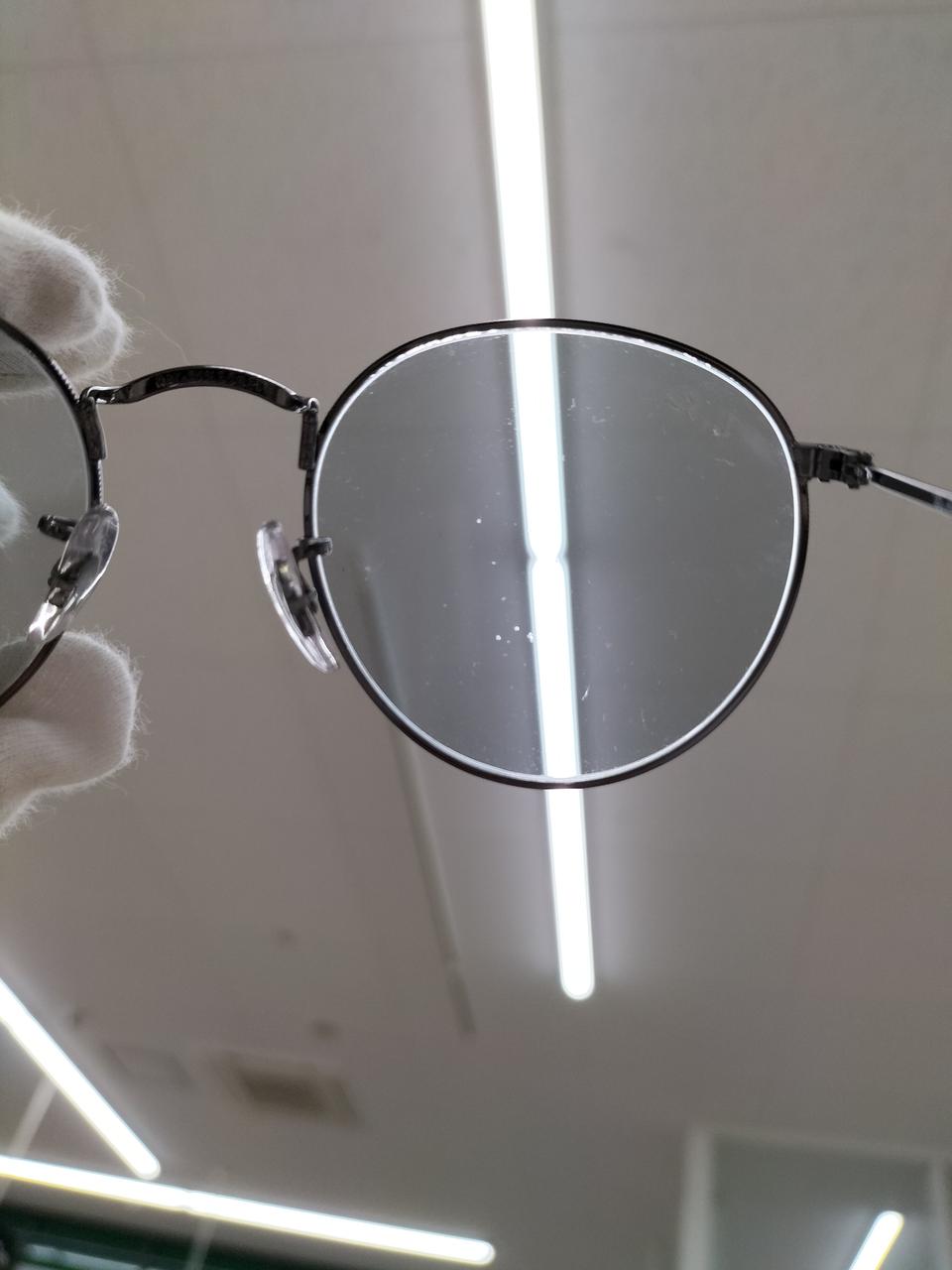 レンズ裏面
キズ有り