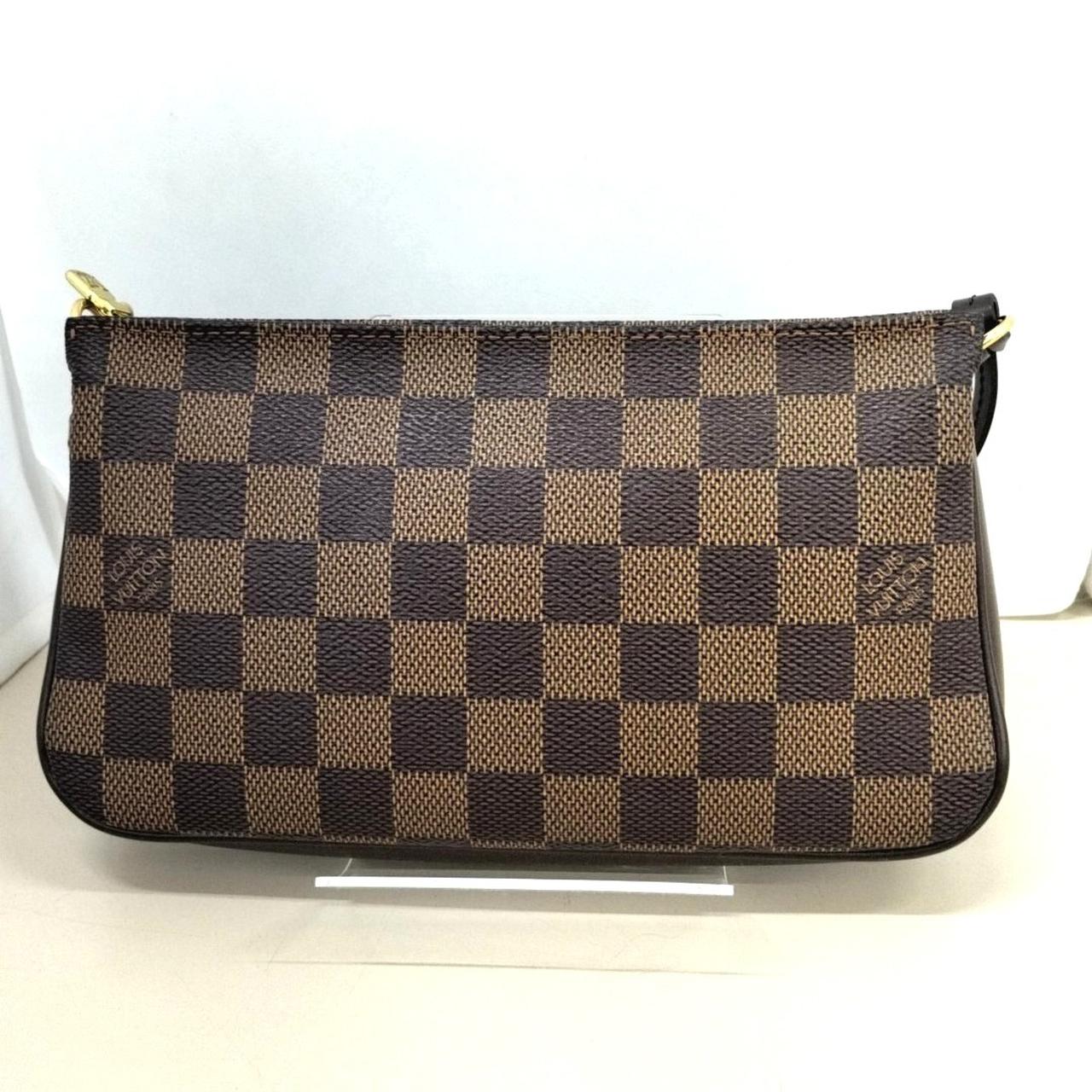 LOUISVUITTON 型番：N51983 ナヴォナ