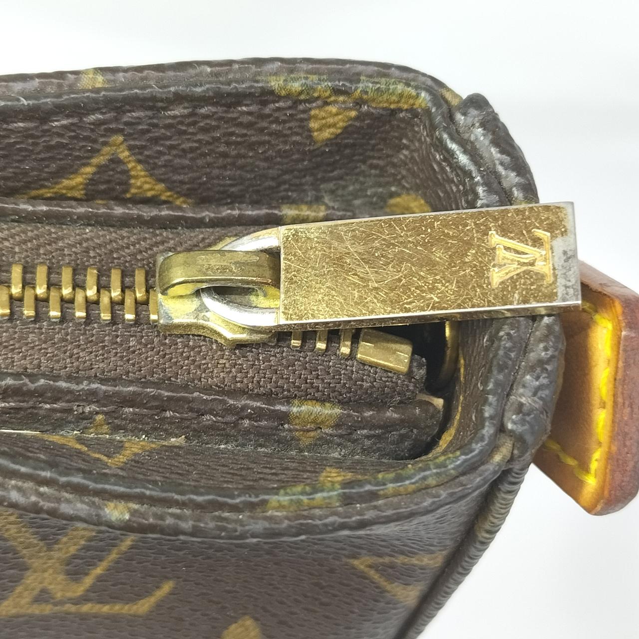 金具ダメージ