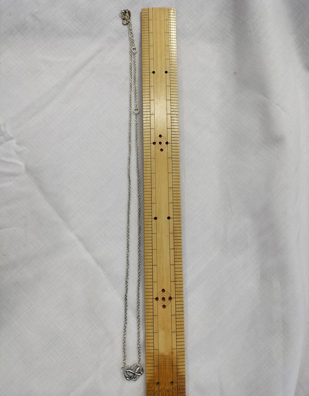 チェーン長さ約48cm