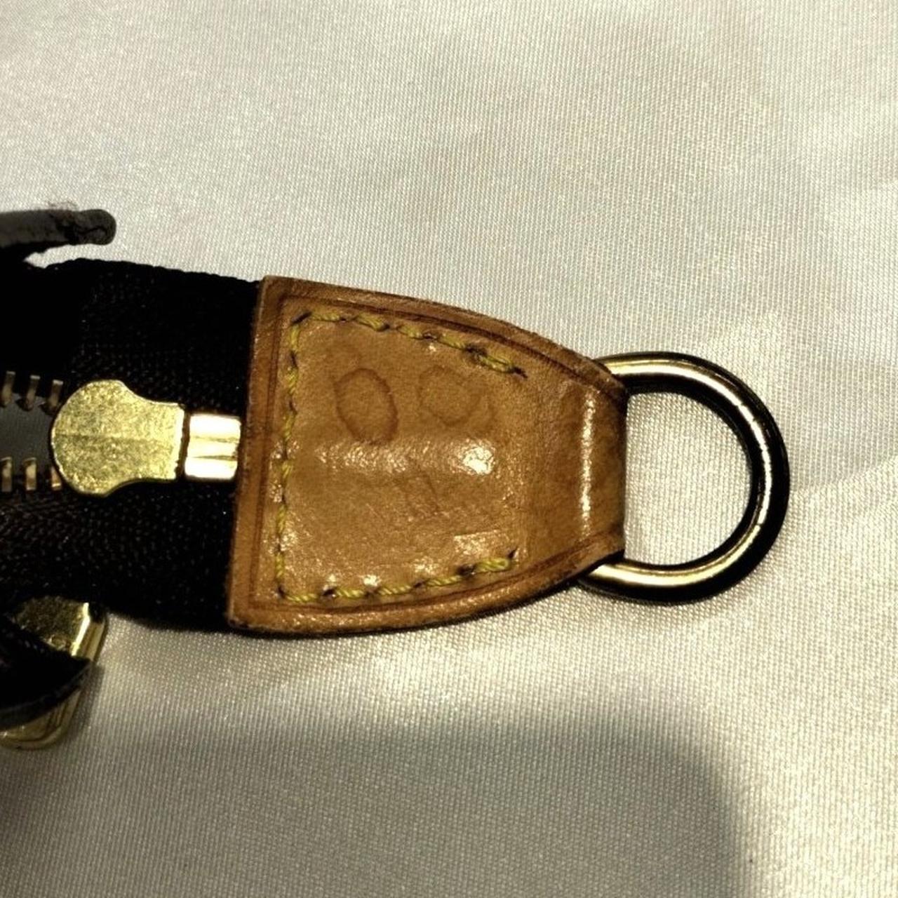 雨ジミあります。