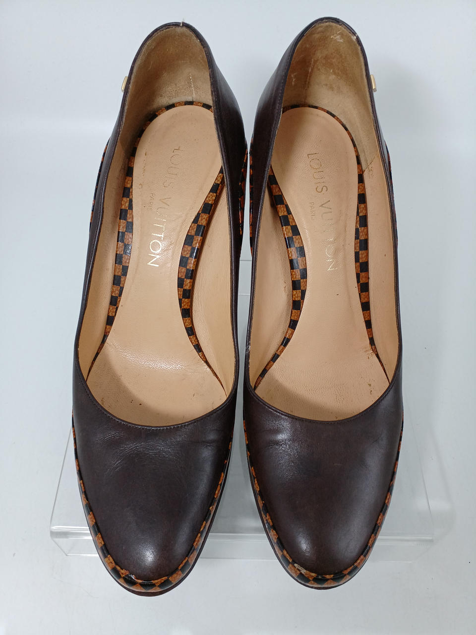 全体的にキズ汚れ、劣化あります