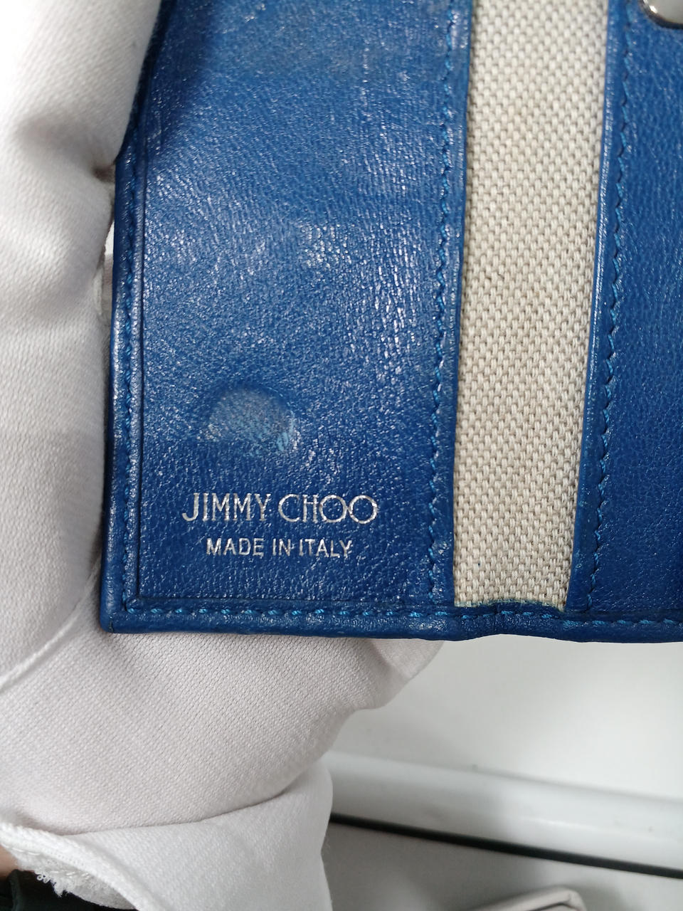 凹みがあります