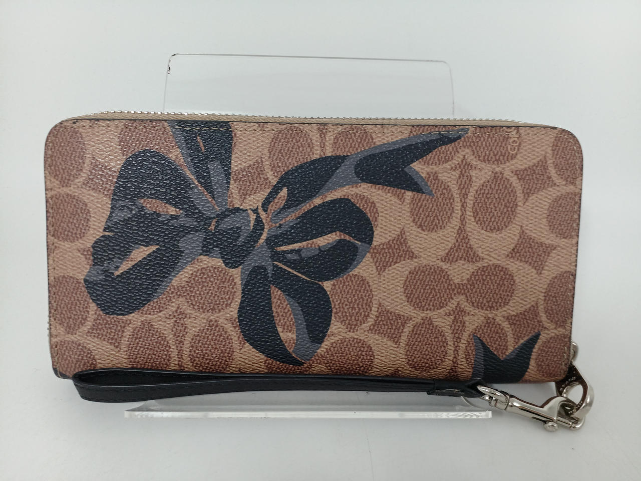 COACH 長財布 シグネチャー リボンプリント　cz326 COACH 長財布 シグネチャー リボンプリント cz326