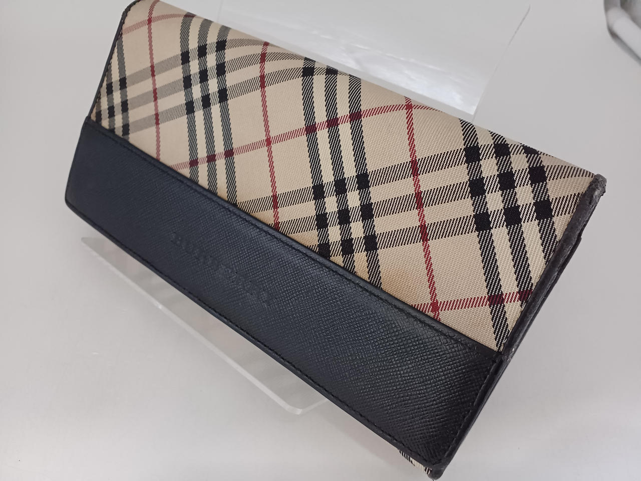 レザーとの境目に汚れあります。