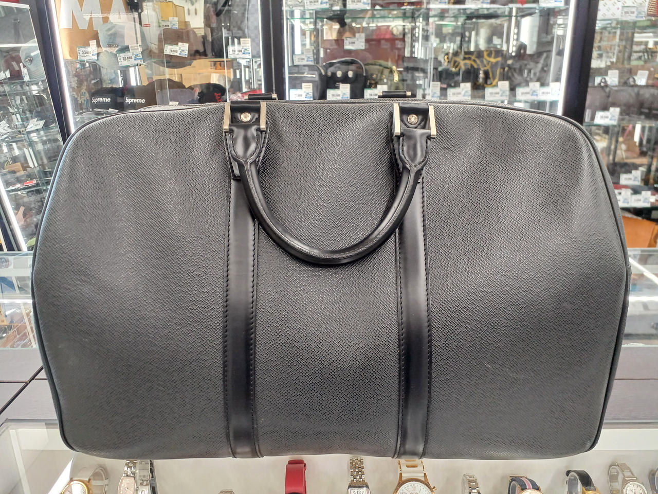 ポワニエ、パドロック、キーありません。